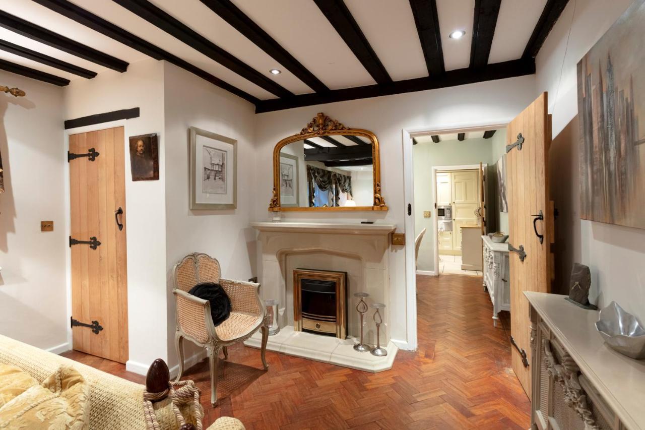 Luxury Eton House, 5 Minute Walk To Windsor Castle Villa Kültér fotó